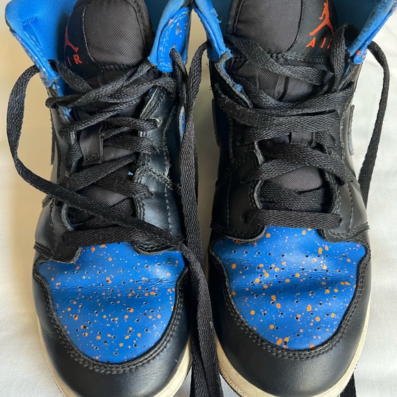 4 pairs of Air Jordans - Picture 10 of 12